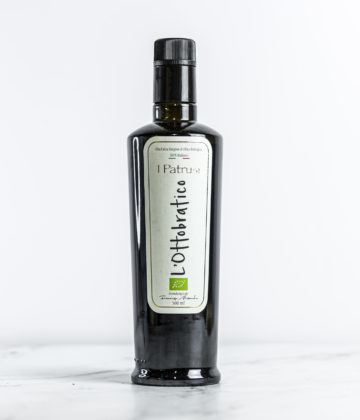 500ml-Flasche Ottobratico Natives Olivenöl Extra, ein authentischer italienischer Geschmack präsentiert von My Little Italy.
