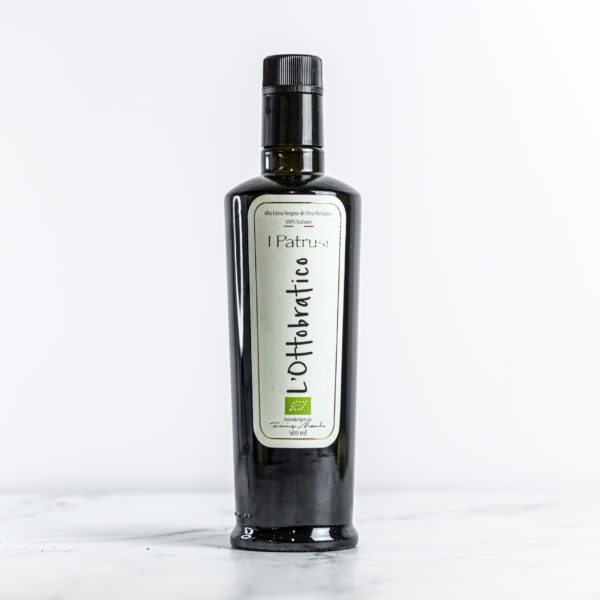 My Little ItalyBottiglia da 500 ml di olio extravergine di oliva Ottobratico, un autentico sapore italiano presentato da .