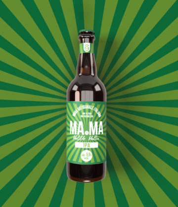 Flasche IPA Craft-Bier von MaMa auf grünem Hintergrund